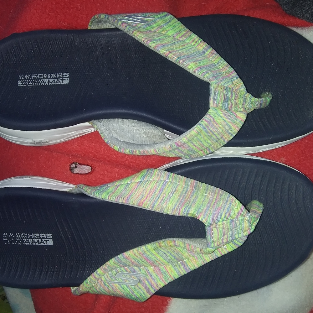 Sandles - Picture 2 of 2